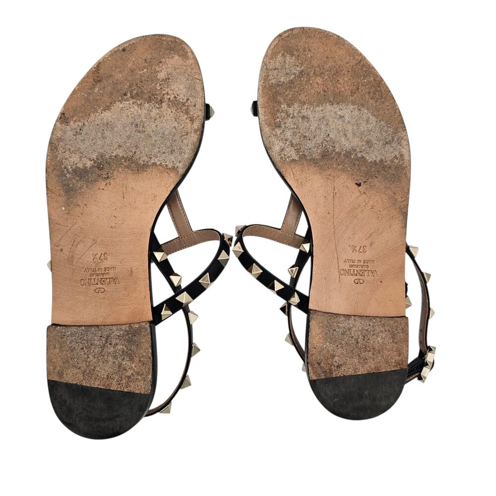 Valentino Garavani Rockstud Flat Sandal Strappy Black Leather Size 37.5 US 7.5 - Picture 9 of 12